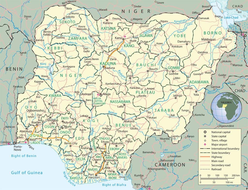 kaart van nigerië wat state en hoofletters
