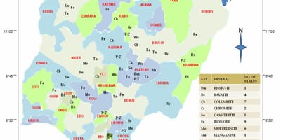 Kaart van nigerië wat die minerale hulpbronne